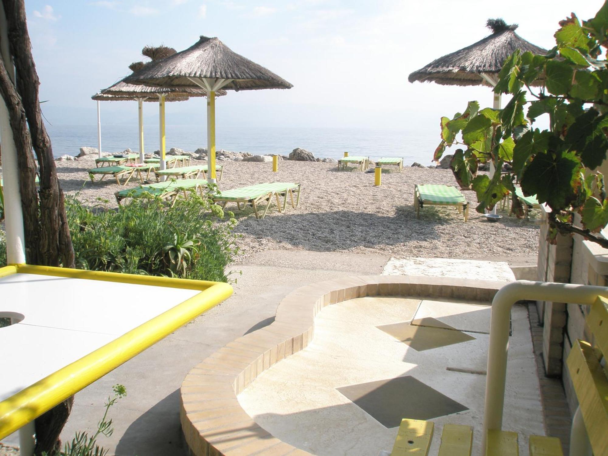 Faliraki Apartments Benitses  Exterior photo
